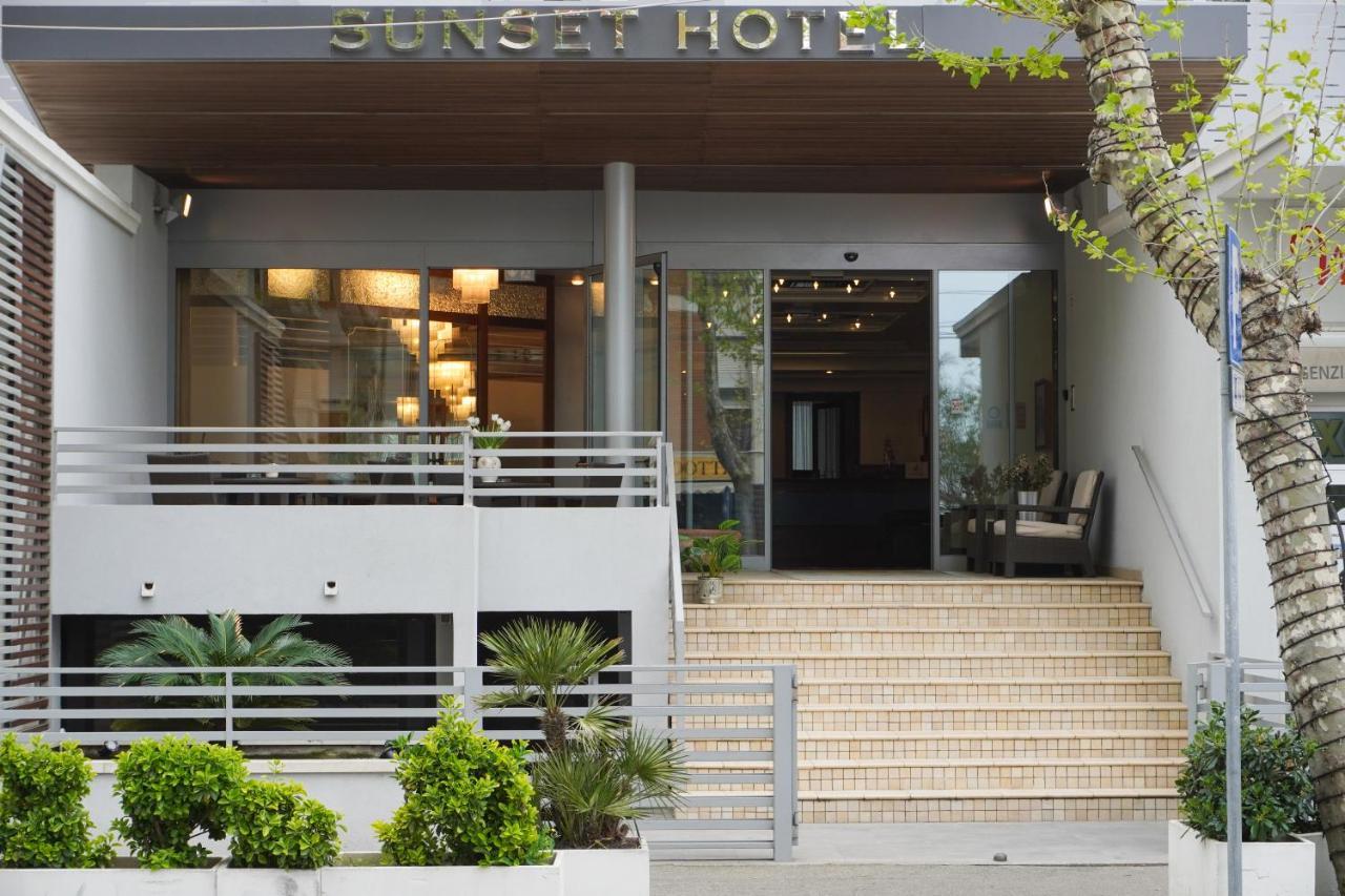 Hotel Sunset 4*
